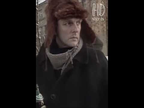 НОЖ НА ЗЕМЛЮ, МИЛИЦИЯ! | Улицы разбитых фонарей thumbnail
