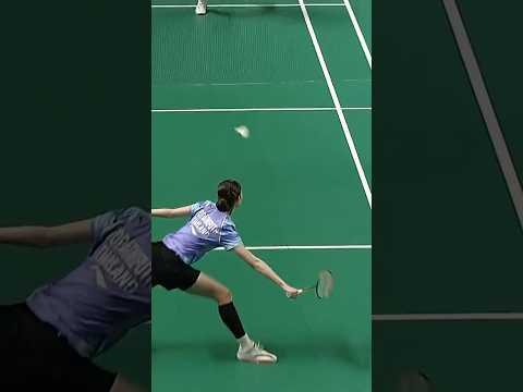 Beautifully placed! #shorts #badminton #BWF thumbnail