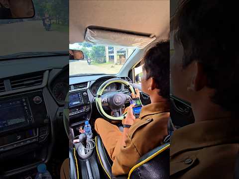 ngokngok jangan main HP sambil bawa mobil😡😡 thumbnail