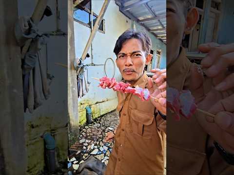 ngokngok di kasih sate malah ngga mau😄🤣🤣🤣 thumbnail