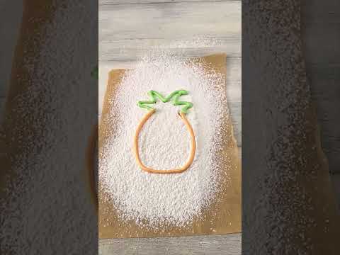Creating a pineapple out of meringue 🌴🍥 - A beautiful DIY you’ll like! 🎥✨ thumbnail