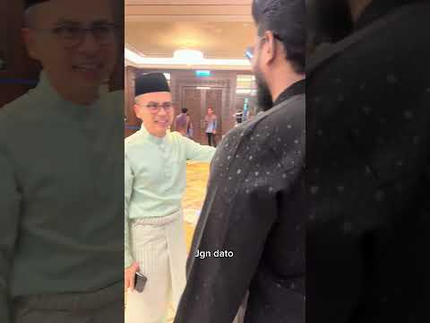 Aku Buka Puasa Dgn PMX? #shorts #comedy #comedyshorts #gothroughboys #fyp #fypシ #funny thumbnail