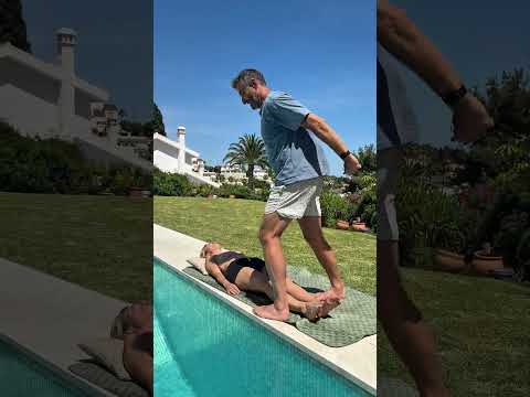 Czy u Waszych mężów też tak jest?! Im starsi tym mniej mądre pomysły! 🤨#funny #family #couple thumbnail