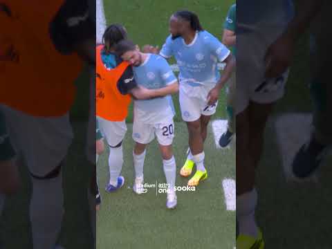 Pep Guardiola in tears as Bernardo Silva is subbed off to an impromptu guard of honour thumbnail