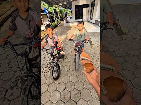 ambil sendal buat gebuk sepeda abizar dan rusdan??? thumbnail
