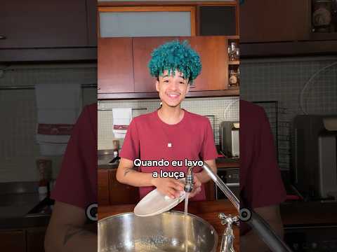 QUANDO SÓ APARECEM NA HORA ERRADA thumbnail