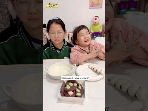 Hai chị em muốn ăn hay không muốn? thumbnail
