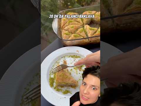 Evde 20 dakikada milföyden baklava yaptım 🤤 #shorts #baklava #bayram thumbnail