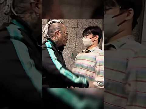 Incomodar a la Mesera Le Salió MUY CARO ?? (Tyson-San) thumbnail