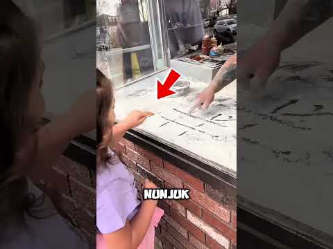 cewek kecil ini ngeledek pegawai pizza, eh malah jadi gini thumbnail