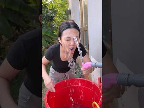 Wow. Vòi rửa 2 in 1 siêu tiện 🫪🙀👀😱💦🔫🌪️❤️‍🔥👍🏻 thumbnail