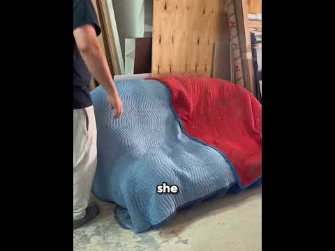 Woman Finds $8,000 Couch on the Street thumbnail