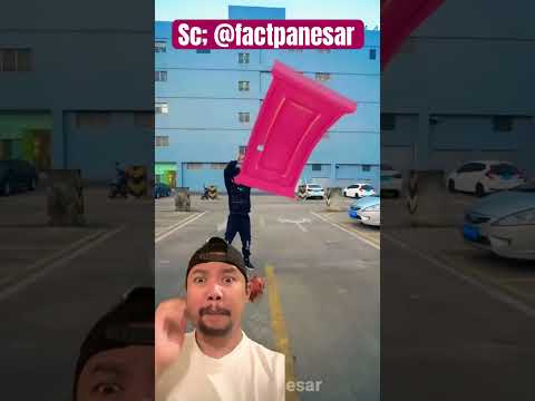 Masuk pintu KEMANA saja!!? #comedy #shortfeed #funny thumbnail