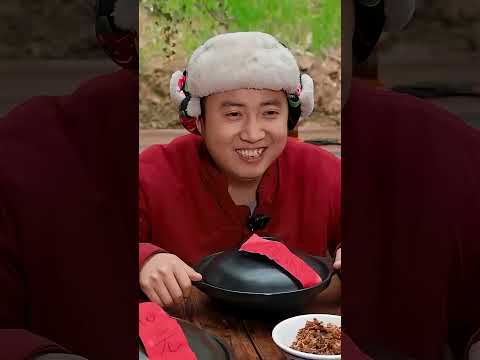 Hilarious snail noodles丨food blind box丨eating spicy food and funny pranks thumbnail