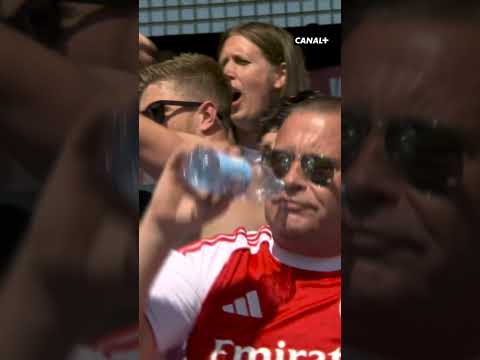 BUTELKOWA BATALIA! 😅 ARSENAL ZE SZPILKĄ W KIERUNKU MAN CITY! #premierleague #piłkanożna thumbnail