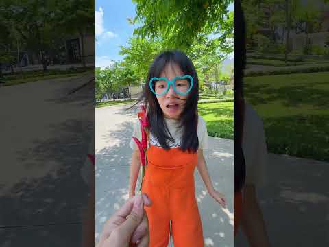 LNS - Cố gắng để ăn xiên que ớt || Try to eat the chili skewers #shorts thumbnail