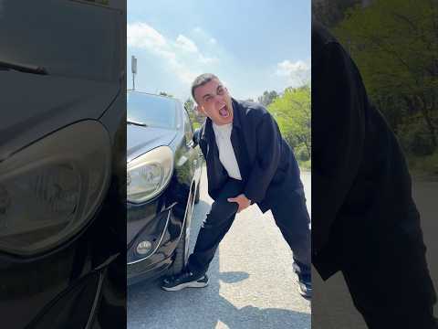 Ayağım Arabanın Lastiğin Altına Sıkıştı #shorts thumbnail