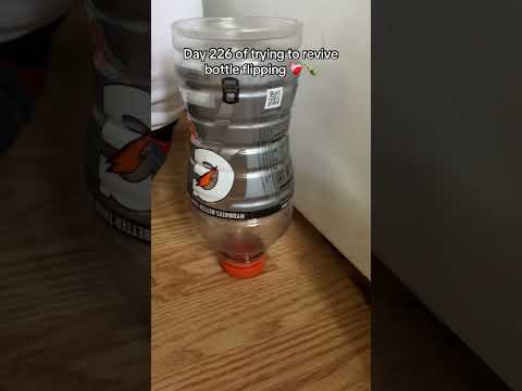 Off the wall 🍾 day 226 #bottleflip #trickshots #trend #2016 #shorts #viral #gatorade thumbnail