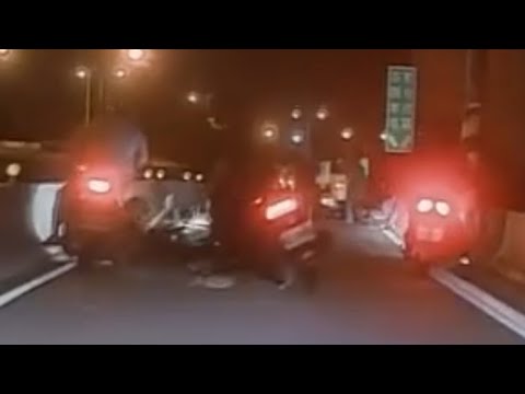 【車禍影片】【夜貓搶先】撞撞撞（2026.06.02 彰化縣彰化市大度橋 thumbnail
