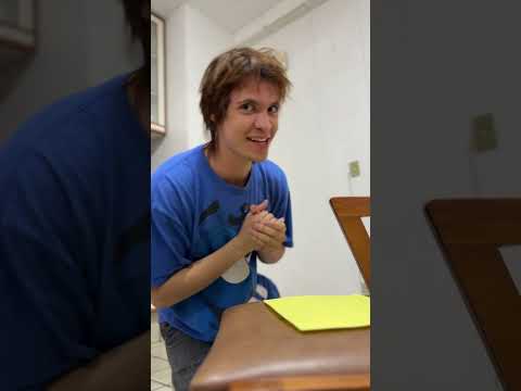 O LADRÃO DE CANETINHAS 😂😂 thumbnail