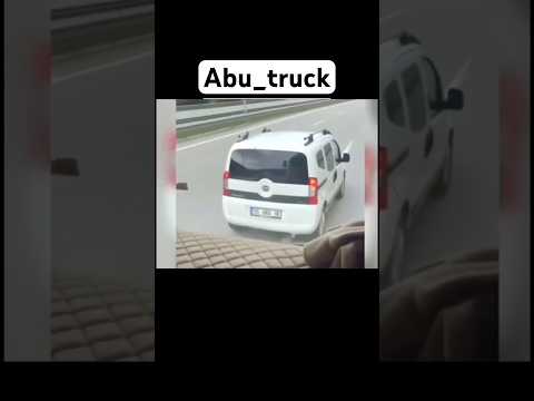 С дальнобойщиками на трассе шутки заканчиваются быстро #дальнобой #трассы #урок #дальнобойщики thumbnail