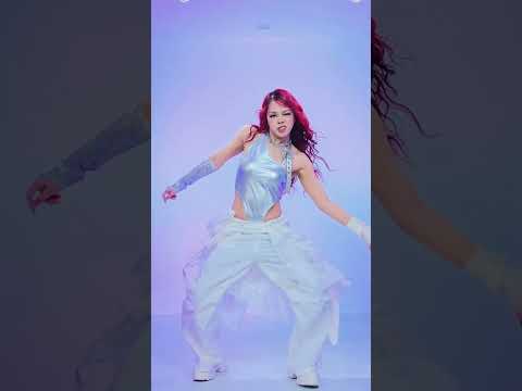 This part of "WDA" ❤️‍🔥 @aespa #aespa #kpop #shorts thumbnail