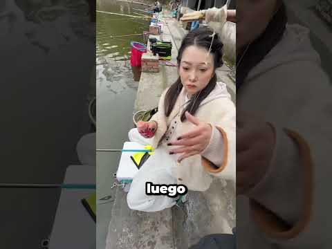 Mamá se rió de su idea... hasta que pasó ESTO 😱🐟 thumbnail