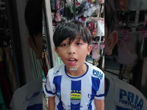 Siapa Yg Mw Beli Syal Persib? Papa Kaget Ara Mw Syal Utk Pawai Juara. Bagus Biru Atw Hitam Guys? 🤔 thumbnail