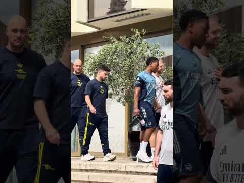 PSG-Arsenal, la passeggiata dei Gunners thumbnail