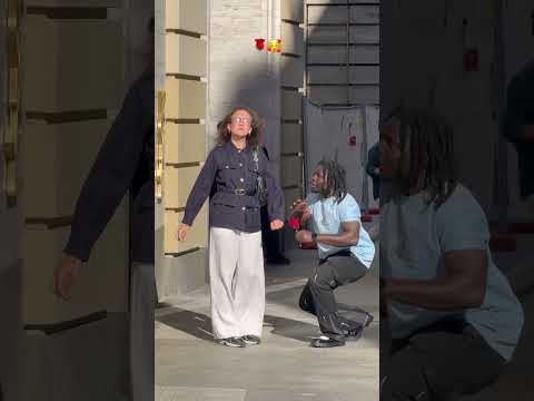 I put a smile on her face?? #fyp #smile #kindness #viralvideo #viralvideos #lovely #dance #musica thumbnail