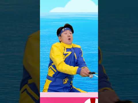 Giant Shark is After Sammy! 😱 Can Sammy Escape? Find it out @Pinkfong #watersafety thumbnail