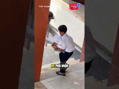 Thương tâm nam sinh vào ngày tổng kết: ? #shorts thumbnail