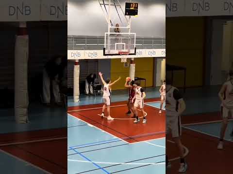 Ha segnato per la prima volta in una partita😳 thumbnail