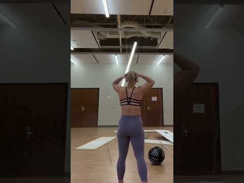 Medicine Ball FAIL… She Took Out The Gym Lights thumbnail