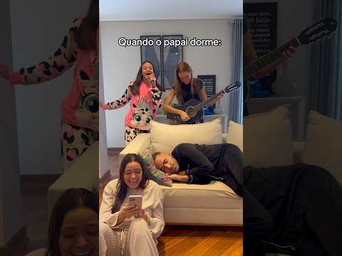 MÃE VS FILHAS VS PAI DORMINDO #millenaemanumaia thumbnail