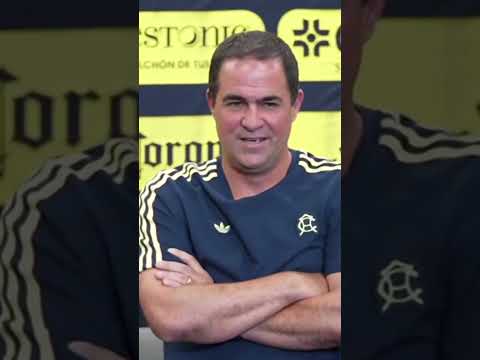 Jardine se despide del América con la icónica seña del Tricampeonato #shorts thumbnail