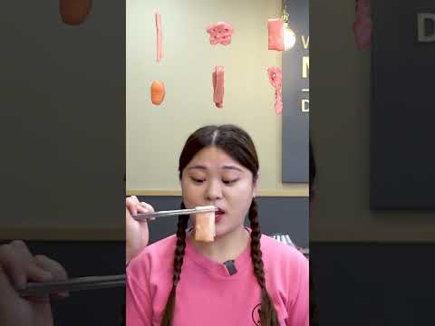 두끼 핑크 떡볶이 랜덤 먹방!  pink Tteokbokki Noodles Random food MUKBANG #tiktok #Shorts |  HIU 하이유 thumbnail