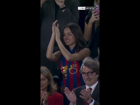 Pop superstar Olivia Rodrigo celebrates as Barcelona lift the #LaLiga trophy! #OliviaRodrigo #shorts thumbnail