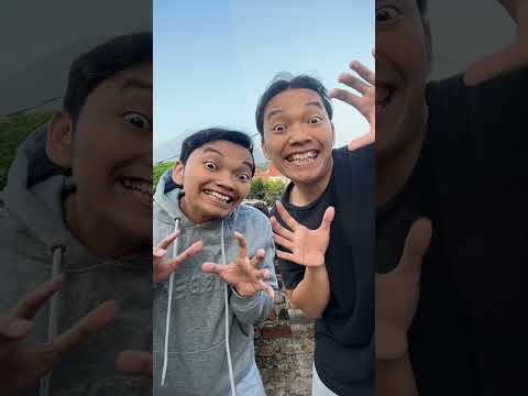 LAGU KESUKAAN ADEK HAHA!! #shorts #fajarjroo thumbnail