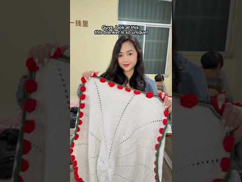 BIKIN SELIMUT BUKET MAWAR 😍🌹 CANTIK KAN GUYS?? | Klara Tania #shorts thumbnail