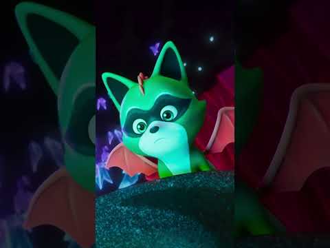 Darly and Dracoon Help Loomis get out from Being Stuck! 🥺❤️ | Magicampers | New Show | Disney Jr. thumbnail