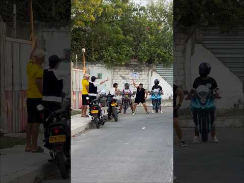 Alto ? ?️ ? carrera de motos ? #funny #viral thumbnail