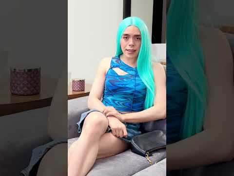 cómo cuando tu amiga te confiesa que quiere regresar con su ex #shorts #humor #comedia thumbnail