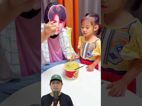 ADIK GAK BISA MAKAN MIE PANAS‼️😱 @PresentHunt #remix #dubbing #trending thumbnail