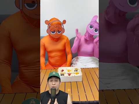 MAMA LARANG PAPA MAKAN KUE ULANG TAHUN‼️😱 @PresentHunt #remix #dubbing #trending thumbnail
