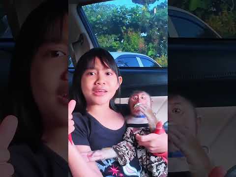 Udah di kasih Eh Mintak lagi 😁😂 tetap aman ❤️ #shortvideo #short #monkey #monyet #funny thumbnail