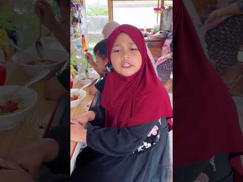 PESAN MINUMAN SAAT MAKAN BASO😁😅 #comedy #hiburansegar #funny #shorts #humor thumbnail