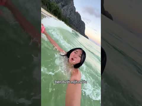 Cô gái này không biết nước màu xanh là gì ? thumbnail