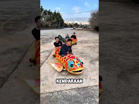 Cowo ini naik kendaraan kereta nemo?? thumbnail