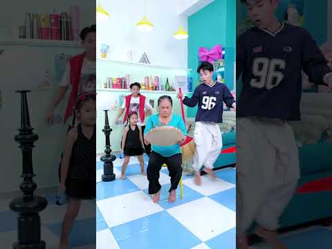 Dancing to the bean rhythm! 😂 🕺 🫘 #taihoa #viral #shorts thumbnail